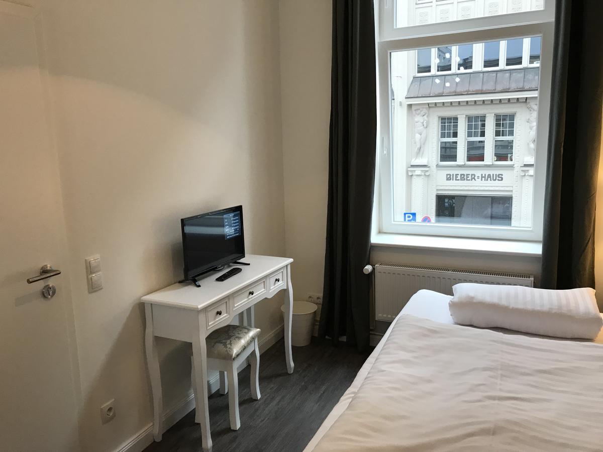 Hotel Fame Am Hauptbahnhof Hamburg Luaran gambar